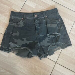 NOBO High Rise Shorts Camouflage Distressed Sz 5